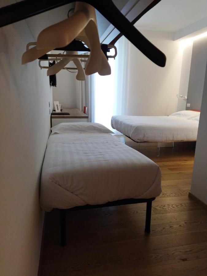 Chiaroscuro Hotell Belforte del Chienti Eksteriør bilde